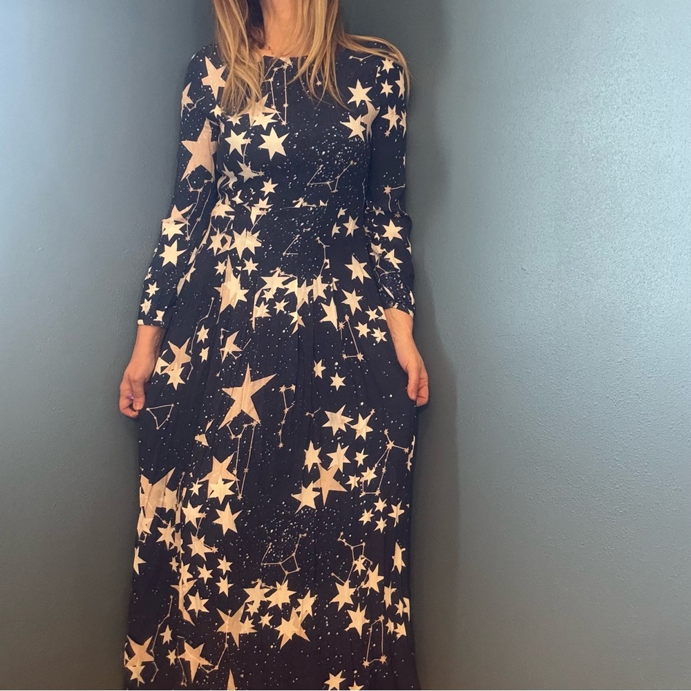 Little White Lies Constellation Long Sleeve Maxi Dress size Medium - Picture 4 of 11